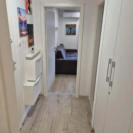 Cozy Close To Centre スプリト