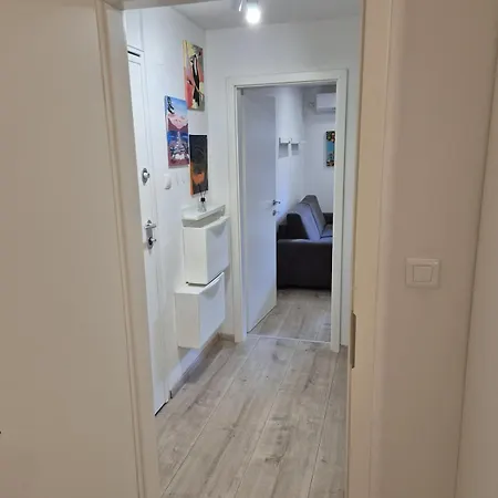 아파트 Cozy Close To Centre